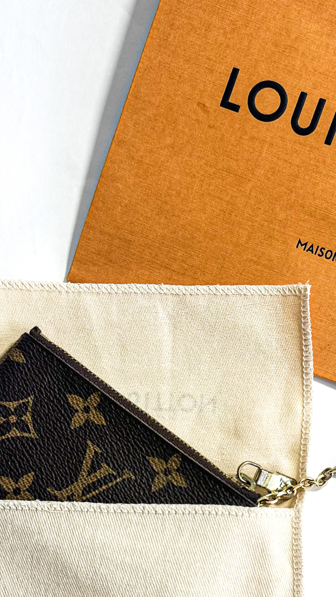 Louis Vuitton, Bags, Louis Vuitton Type Coin Purse Key Pouch  Authentication